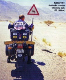 Květen 1997, Jordánsko - cestou k rudému moři. (77.130 km)